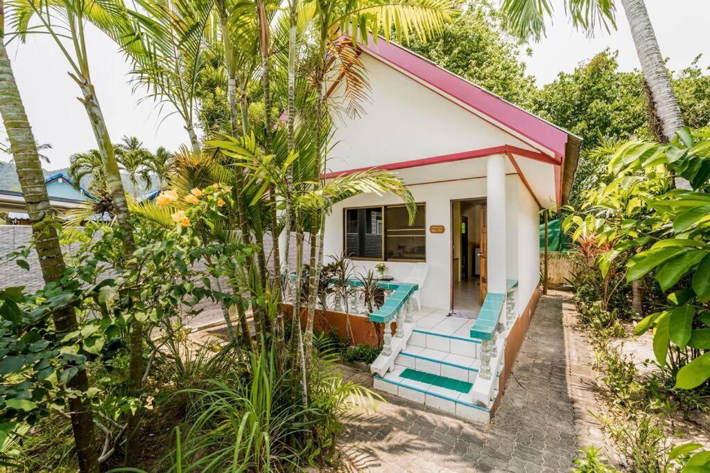 Villa Baan Coconut Strand Bang Tao Exterior foto